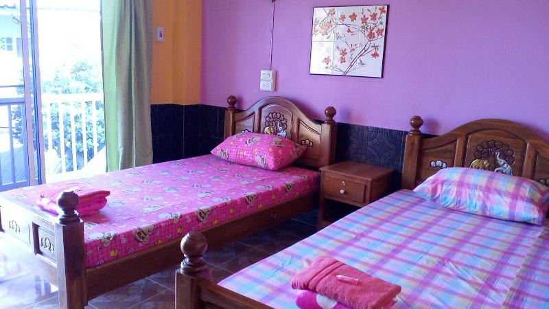 Rueangsri  Siri Guesthouse - Oda