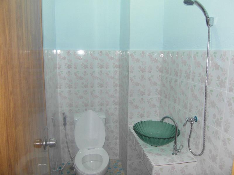 Rueangsri  Siri Guesthouse - Oda