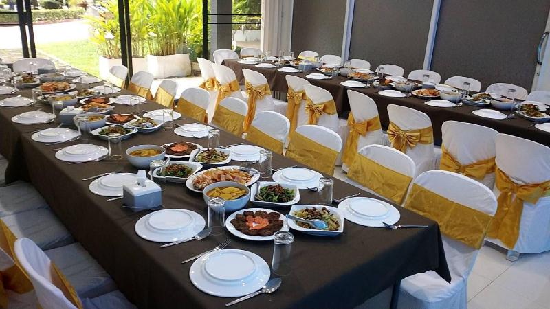 Saithong Resort - Toplantı
