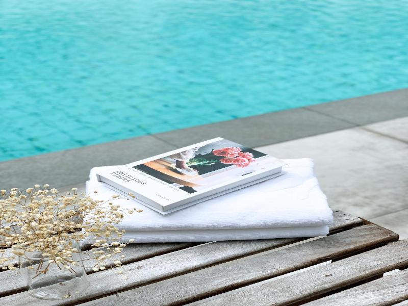 Watana Hotel Bangkok - Havuz