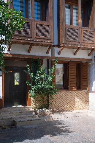 Castle Old Town Hotel