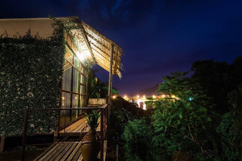 Phi Phi Sea Sky Resort - Teras