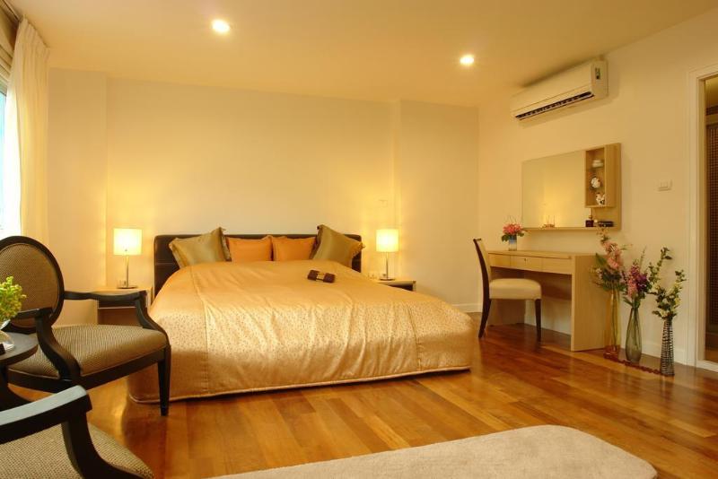 Nara Suite  Residence Bangkok - Genel