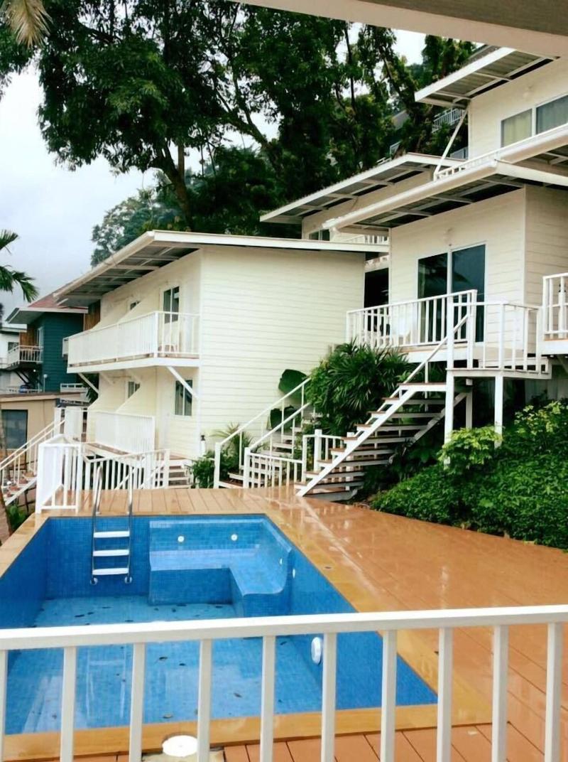 Uphill Cottage - Havuz