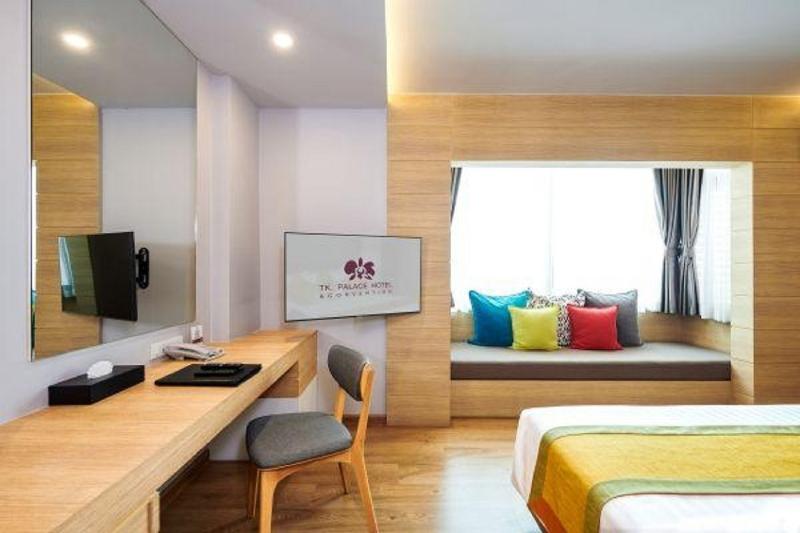 TK. Palace Hotel & Convention Bangkok - Oda