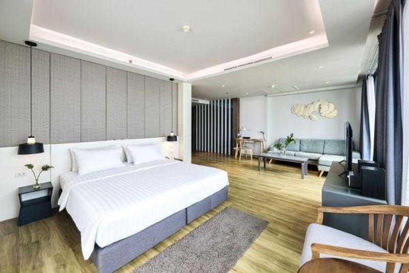 TK. Palace Hotel & Convention Bangkok - Oda