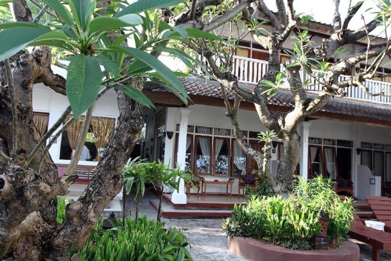 Villa Agung Beach Inn - Genel