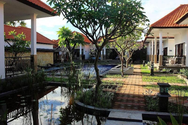 Puri Tulamben Dive Resort - Teras