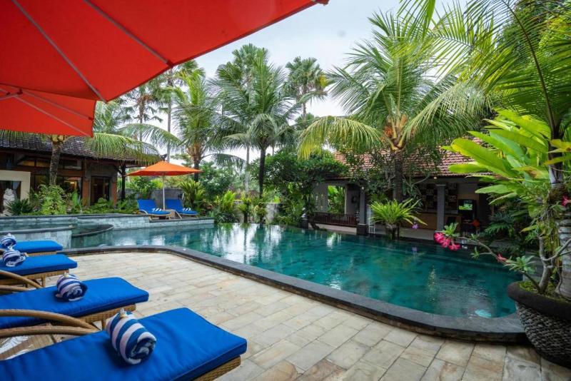 Natya Hotel Tanah Lot - Havuz