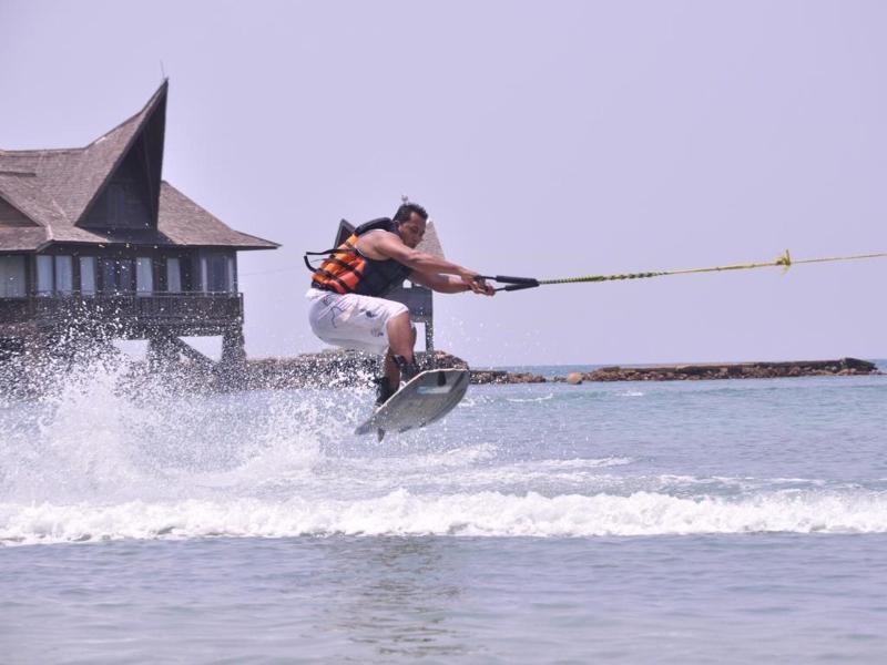 Batam View Beach Resort - Aktivite