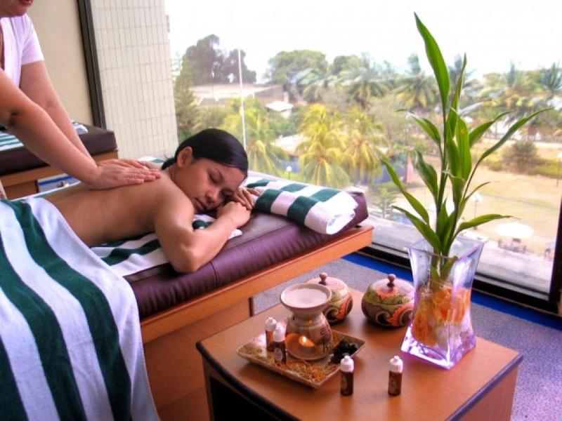Batam View Beach Resort - Aktivite