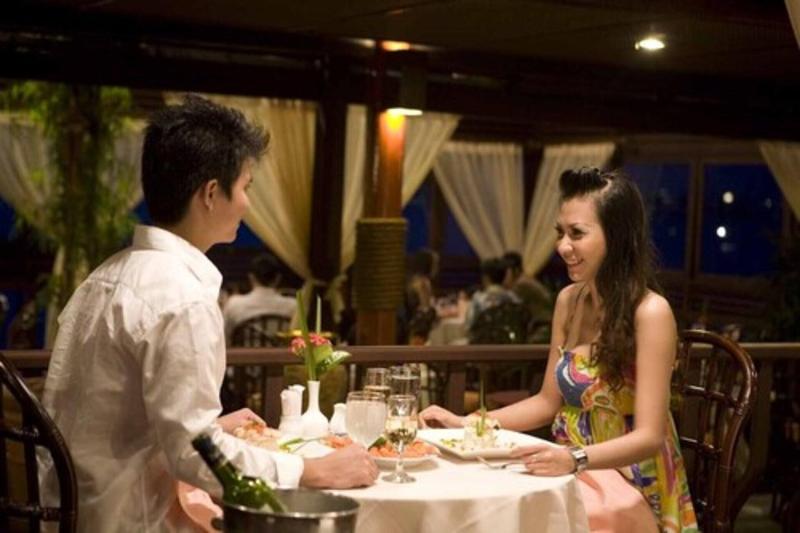 Batam View Beach Resort - Restoran