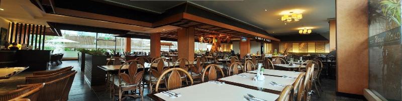 Batam View Beach Resort - Restoran