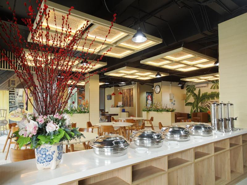 Lynt Hotel Jakarta - Restoran