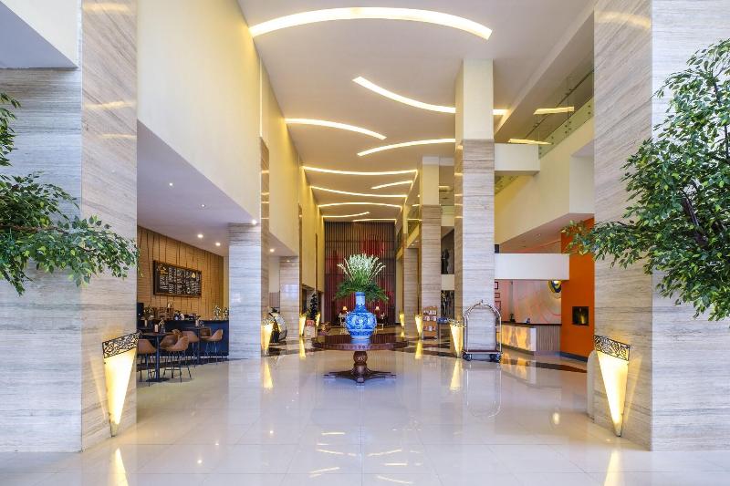 Grand Artos Hotel Magelang - Lobi