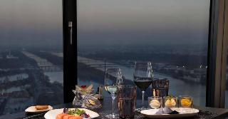 Melia Vienna fotoÄŸrafÄ±