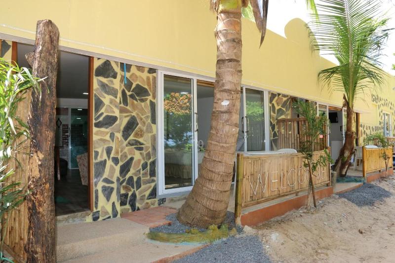 Ruan Mai Naiyang Beach - Genel