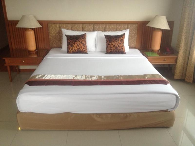 K Park Grand Hotel - Genel