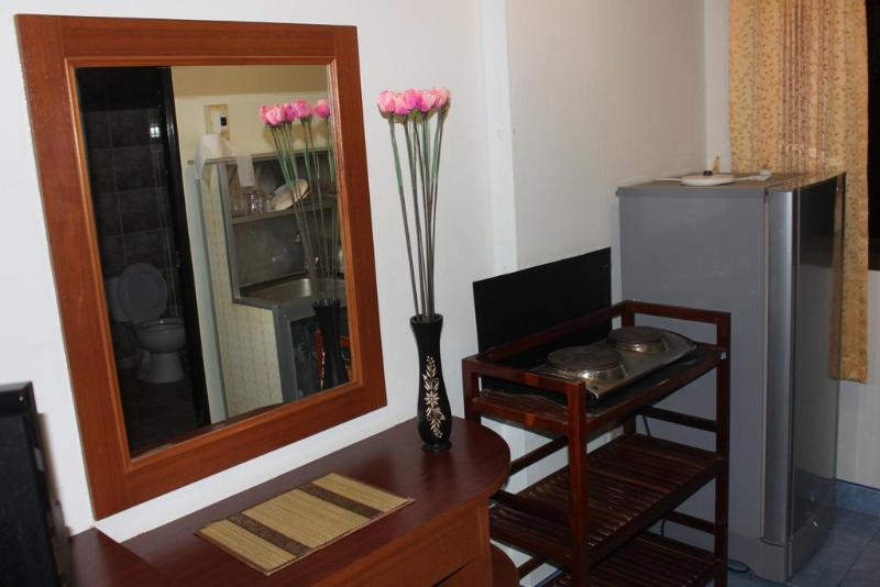 The Guest House - Genel