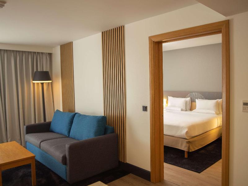 Novotel London Wembley - Genel