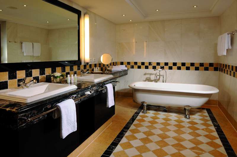 Maritim Hotel Dresden - Oda