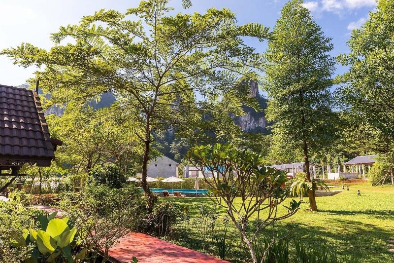 At Home Resort - Genel