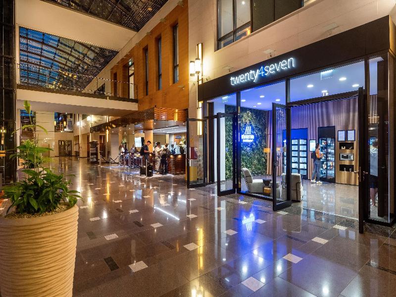 Maritim Hotel Düsseldorf - Lobi