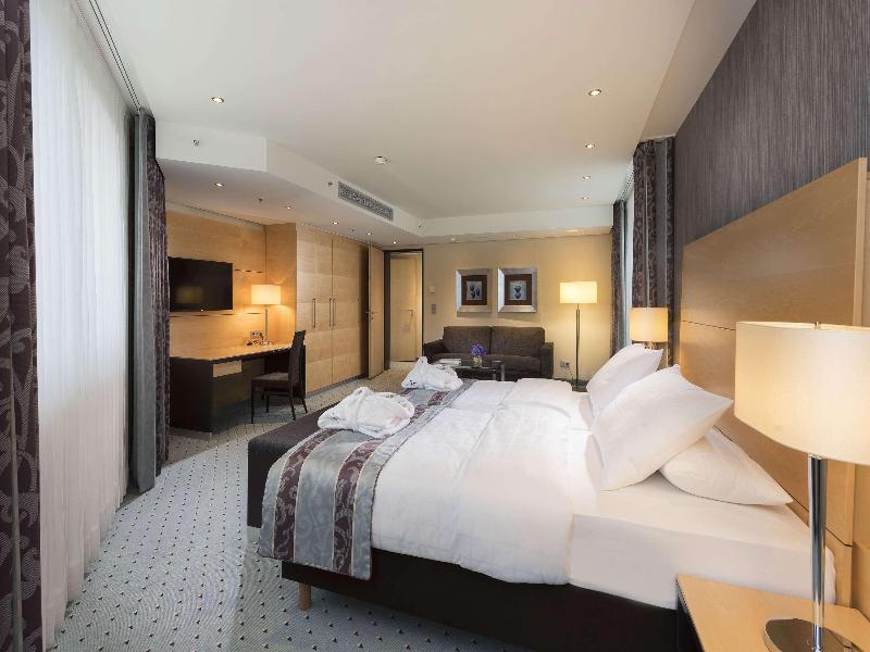 Maritim Hotel Düsseldorf - Oda