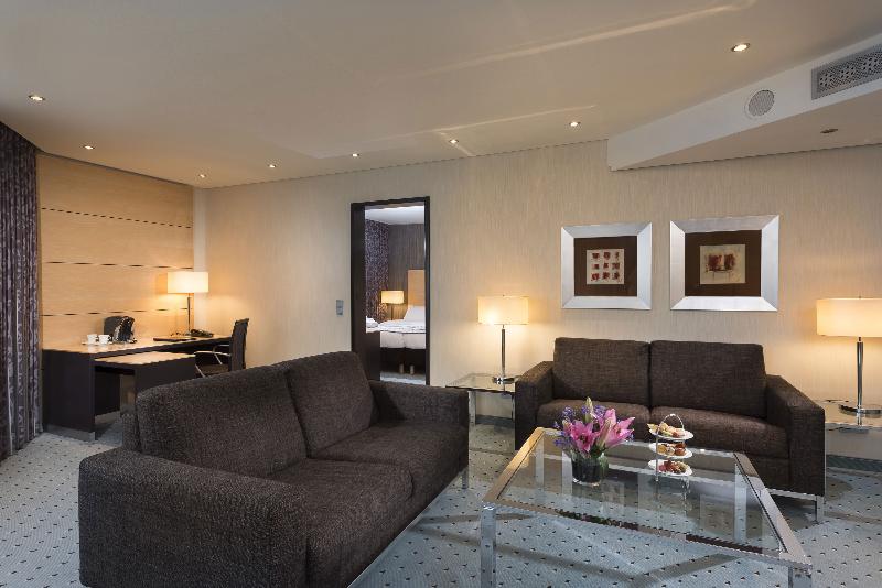 Maritim Hotel Düsseldorf - Oda