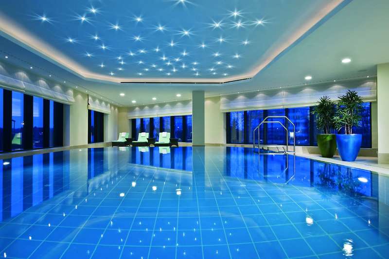 Maritim Hotel Düsseldorf - Havuz