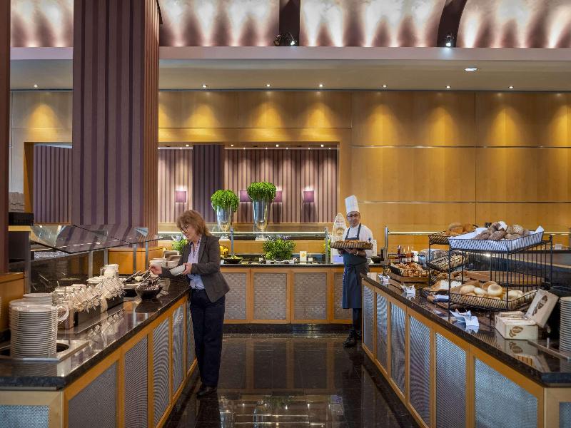 Maritim Hotel Düsseldorf - Restoran