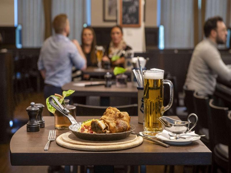 Maritim Hotel Düsseldorf - Restoran
