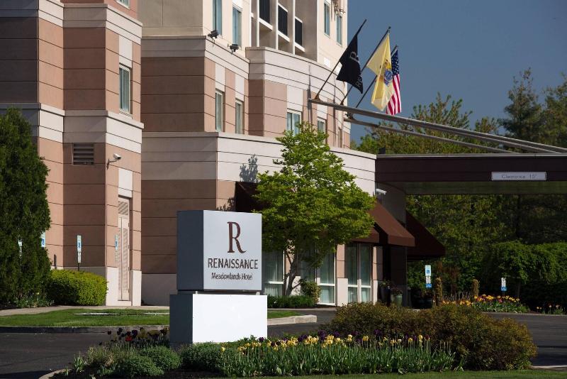 Renaissance Meadowlands Hotel - Genel