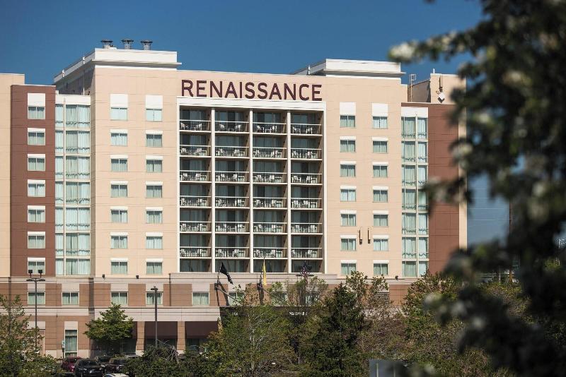 Renaissance Meadowlands Hotel - Genel
