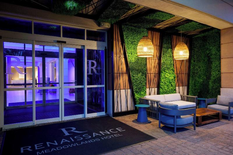 Renaissance Meadowlands Hotel - Genel
