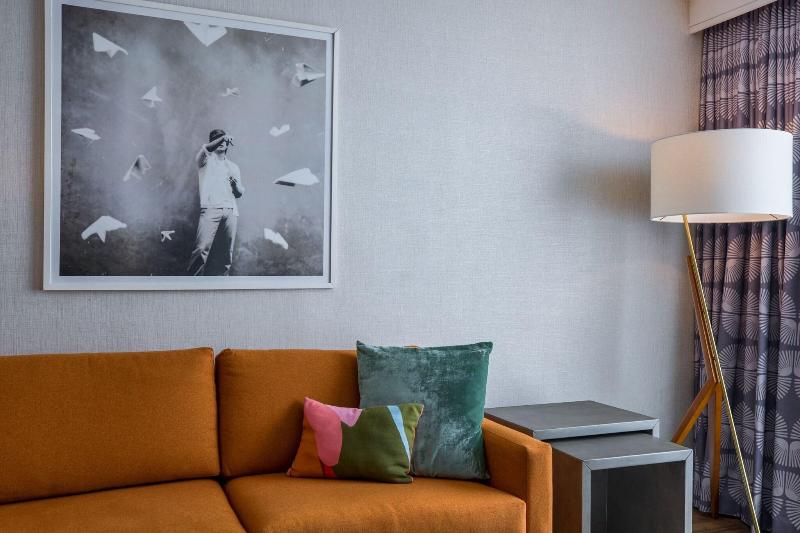 Renaissance Meadowlands Hotel - Oda
