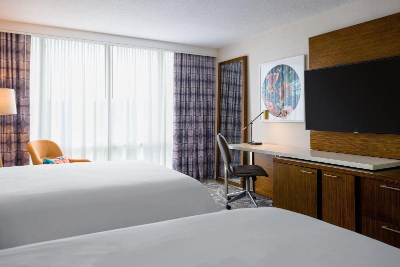 Renaissance Meadowlands Hotel - Oda