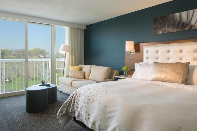 Renaissance Meadowlands Hotel - Oda