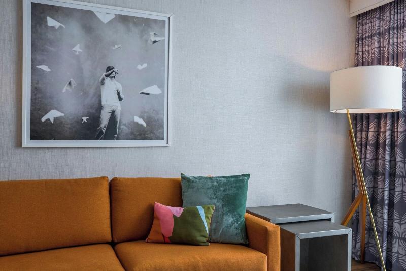 Renaissance Meadowlands Hotel - Oda
