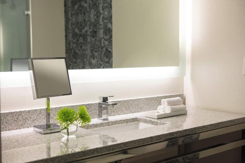 Renaissance Meadowlands Hotel - Oda