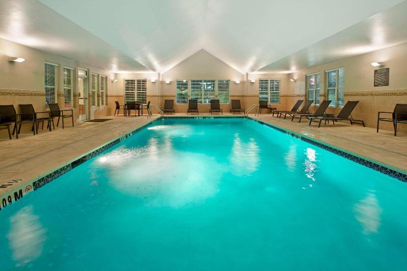 Residence Inn Bridgewater Branchburg - Havuz
