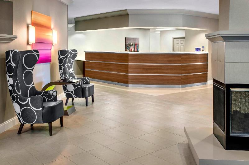 Residence Inn Newark Elizabeth/Liberty Int Airport - Lobi