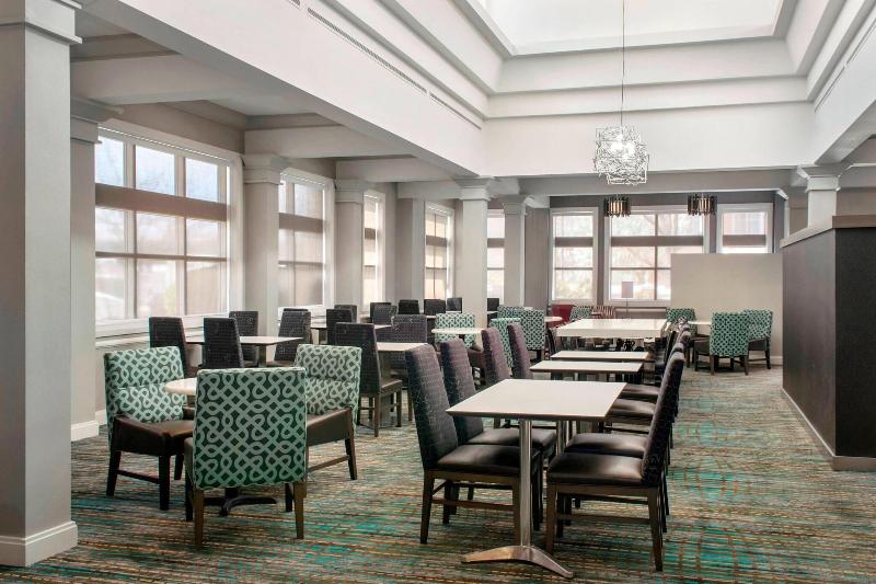 Residence Inn Newark Elizabeth/Liberty Int Airport - Restoran
