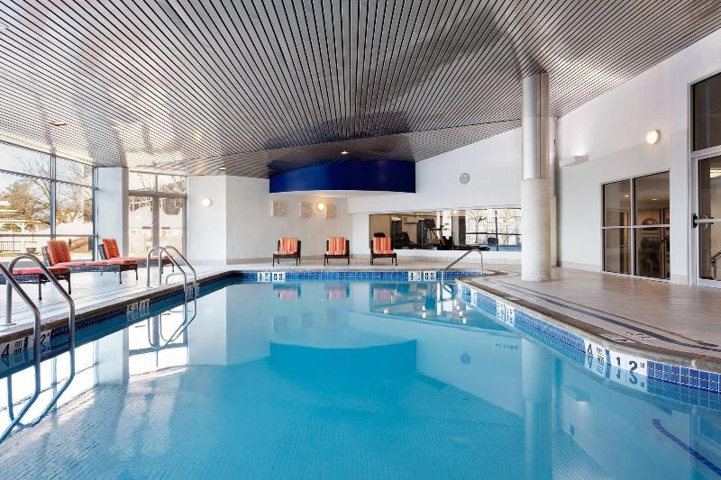 Delta Woodbridge Hotel - Havuz