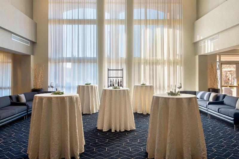Courtyard Basking Ridge - Lobi