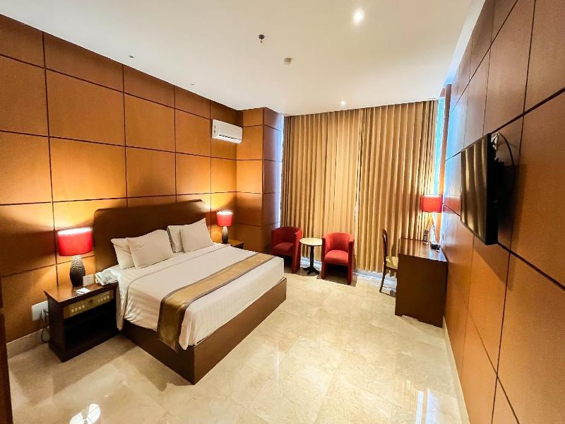 Royal Senyiur Hotel Tretes - Oda