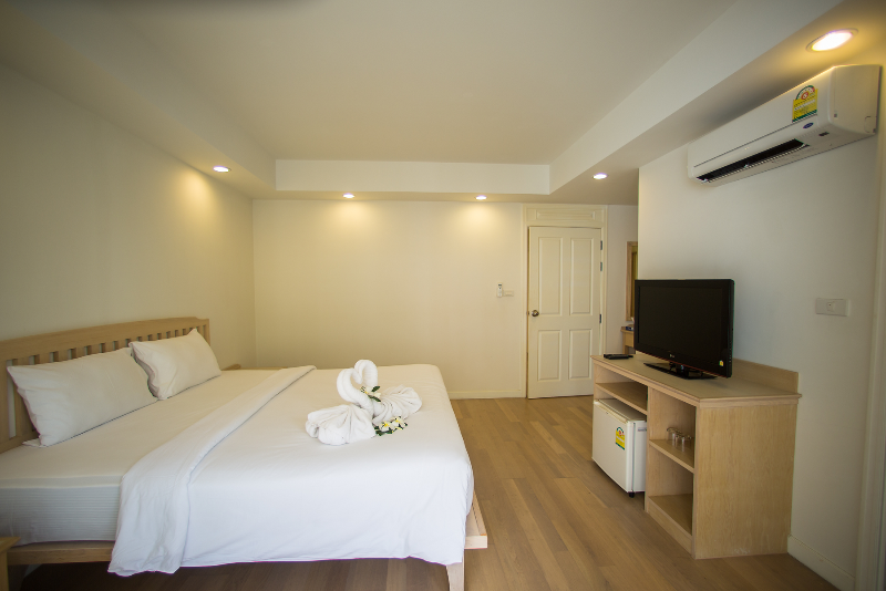 Baan Sea Talay - Genel