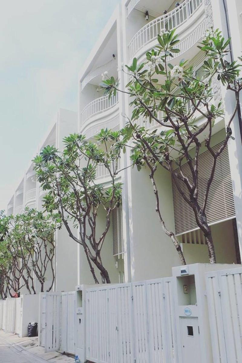 Baan Sea Talay - Genel