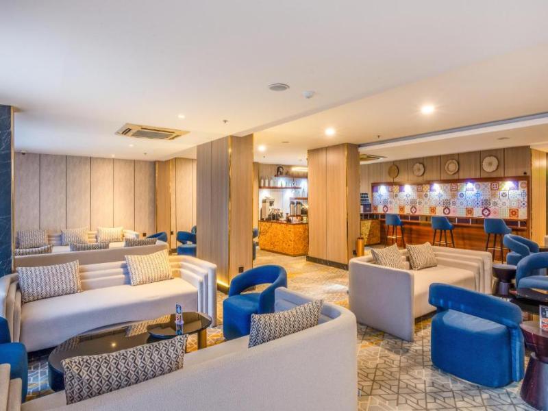 Haven Plaza - Bar