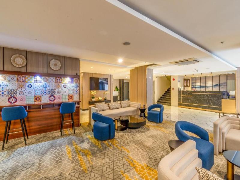 Haven Plaza - Lobi